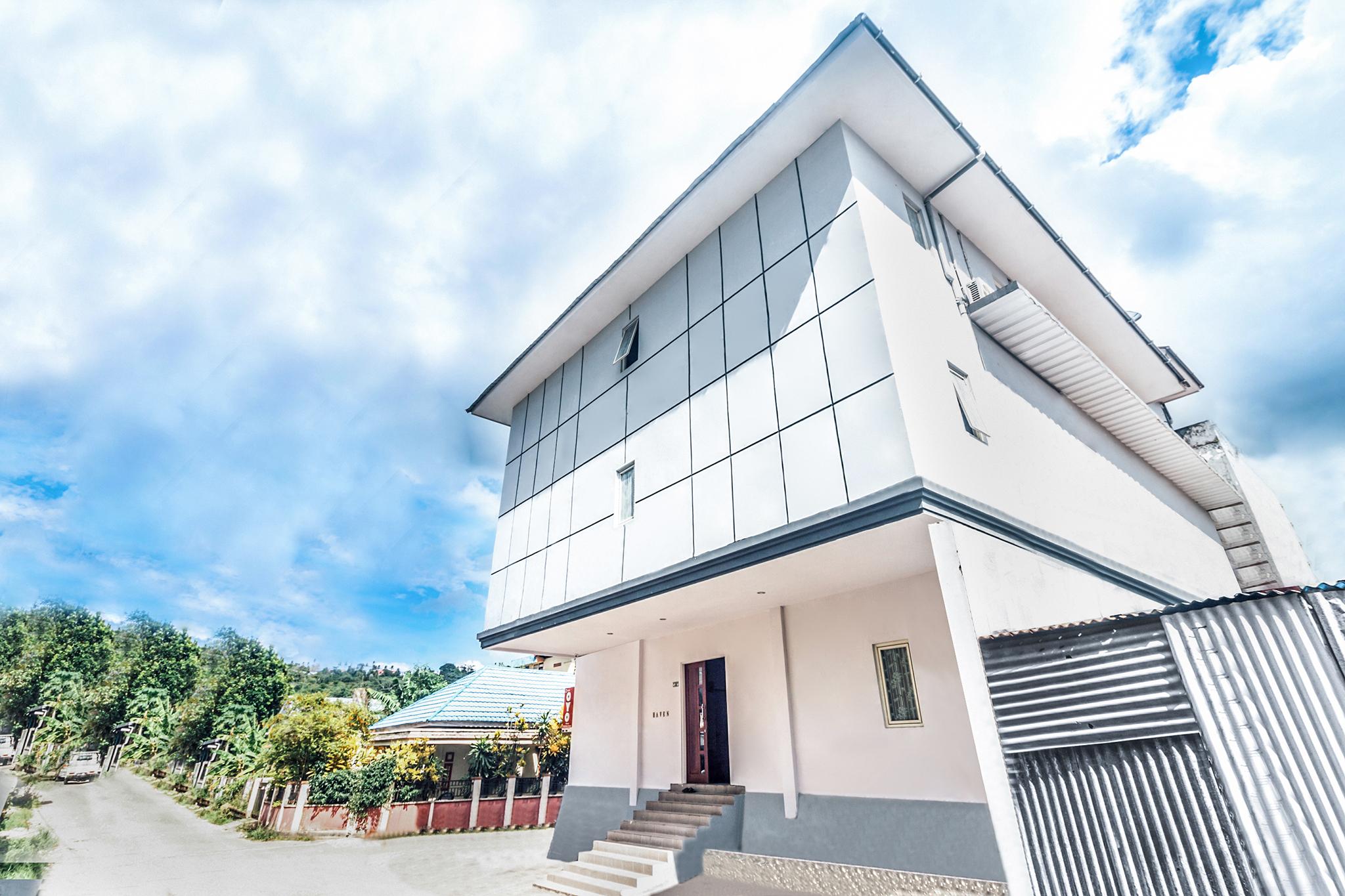 Vaccinated Staff-Oyo 2699 Haven Boarding House Hotell Ambon Exteriör bild